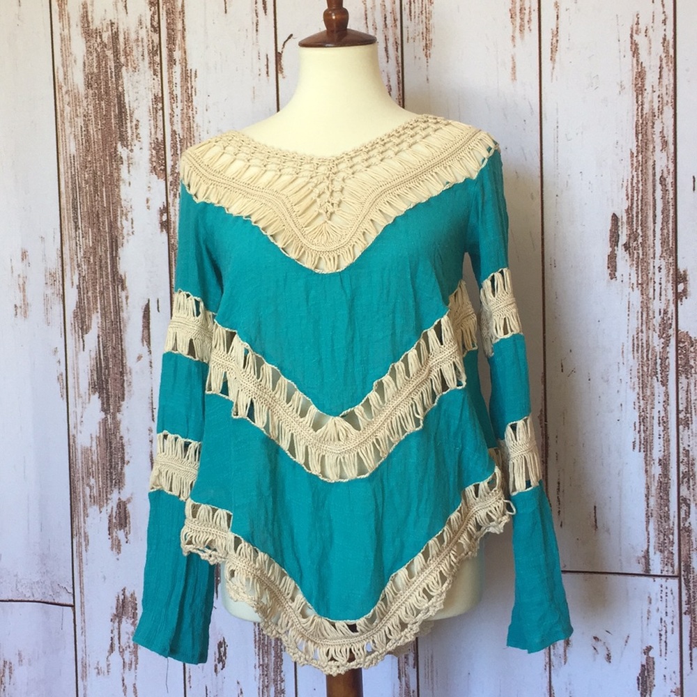 UMGEE Blue Boho Crochet Fringe Top